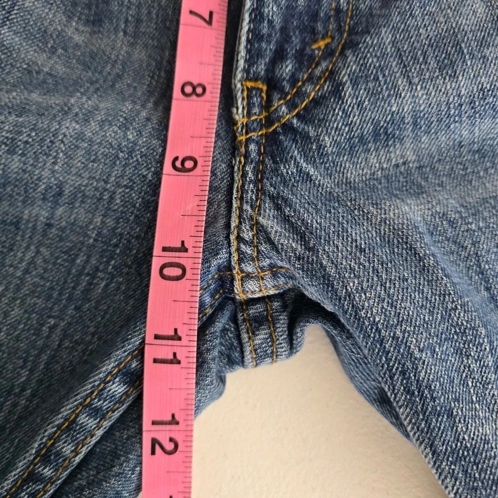 Vintage Levis 559 Relaxed Straight Jeans Mens 36x30 Medium Wash Blue Denim Y2K